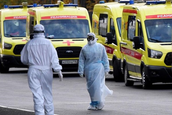 В Кремле исключили введение жёстких карантинных мер из-за роста заболеваемости коронавирусом В Кремле исключили введение жёстких карантинных мер из-за роста заболеваемости коронавирусом