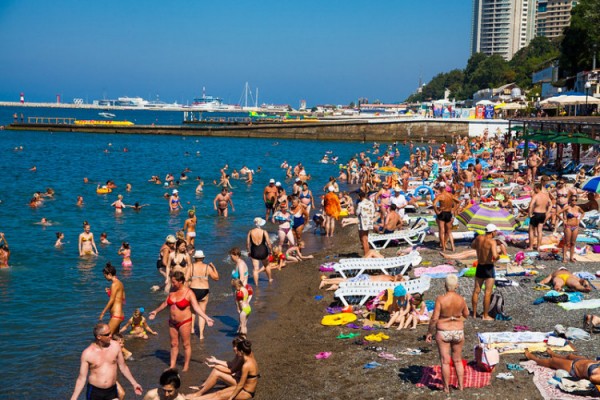 Российская туристка сравнила отдых в Сочи и в Турции во время коронавируса 