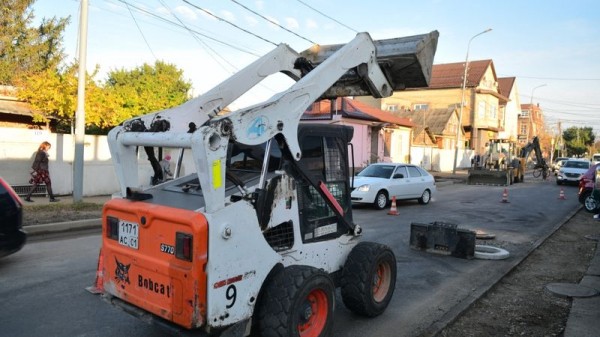 Улицу им. Чкалова в Краснодаре отремонтируют на всем протяжении Улицу им. Чкалова в Краснодаре отремонтируют на всем протяжении