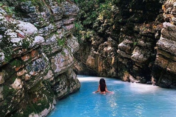 Российская туристка, побывавшая в Сочи, Абхазии и Турции сравнивала цены на отдых Российская туристка, побывавшая в Сочи, Абхазии и Турции сравнивала цены на отдых