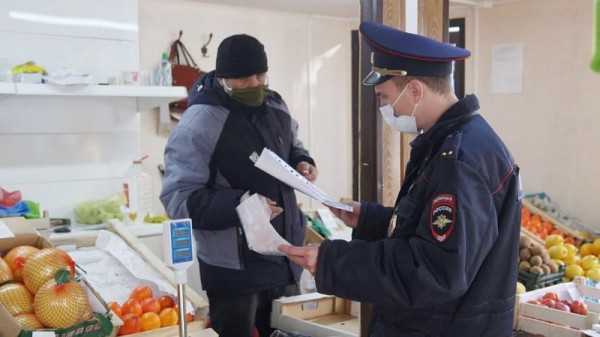 В Краснодаре за неделю на соблюдение ограничительных мер проверили около тысячи организаций общественного питания и торговли В Краснодаре за неделю на соблюдение ограничительных мер проверили около тысячи организаций общественного питания и торговли