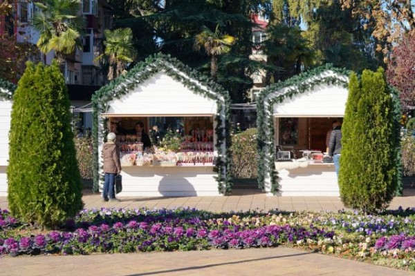 С 1 декабря в Сочи начинают работу рождественские ярмарки С 1 декабря в Сочи начинают работу рождественские ярмарки