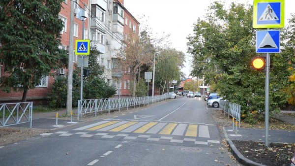 В Краснодаре раньше срока отремонтировали участок улицы Песчаной В Краснодаре раньше срока отремонтировали участок улицы Песчаной