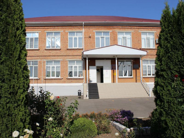 На Кубани из-за выявленных случаев COVID-19 закрыты две школы и девять групп в пяти колледжах и техникумах На Кубани из-за выявленных случаев COVID-19 закрыты две школы и девять групп в пяти колледжах и техникумах