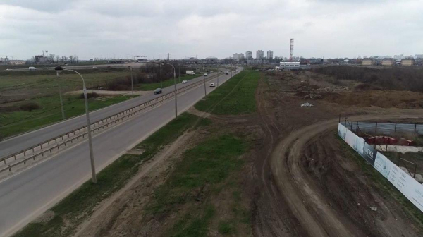 В Музыкальном микрорайоне Краснодара создали аллею имени Петра Метальникова В Музыкальном микрорайоне Краснодара создали аллею имени Петра Метальникова