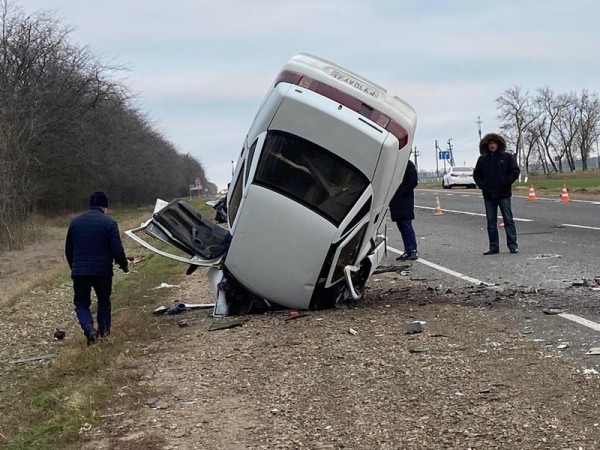 В смертельном ДТП на Кубани погибли пять человек