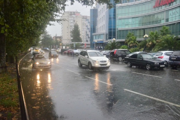 МЧС предупреждает о непогоде в Краснодарском крае