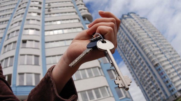 Благодаря соцвыплатам 93 молодые семьи в Краснодаре улучшили жилищные условия