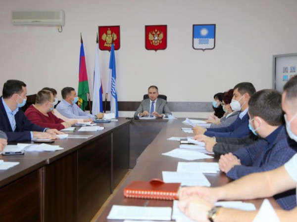 Поставщик воды в Геленджике хотел увеличить тариф почти на 100%