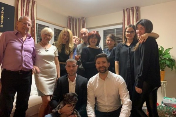 В одной руке подарки, в другой – прутик! Как празднуют рождество немцы В одной руке подарки, в другой – прутик! Как празднуют рождество немцы