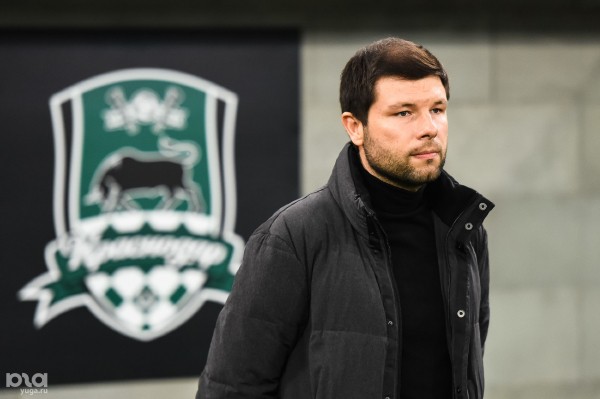 «Галицкий готов доверять своим людям». Российские журналисты и комментаторы о смене главного тренера в ФК «Краснодар» «Галицкий готов доверять своим людям». Российские журналисты и комментаторы о смене главного тренера в ФК «Краснодар»