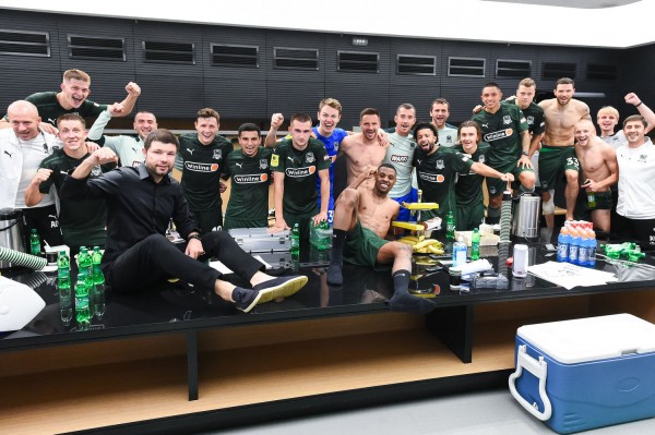 «Галицкий готов доверять своим людям». Российские журналисты и комментаторы о смене главного тренера в ФК «Краснодар» «Галицкий готов доверять своим людям». Российские журналисты и комментаторы о смене главного тренера в ФК «Краснодар»