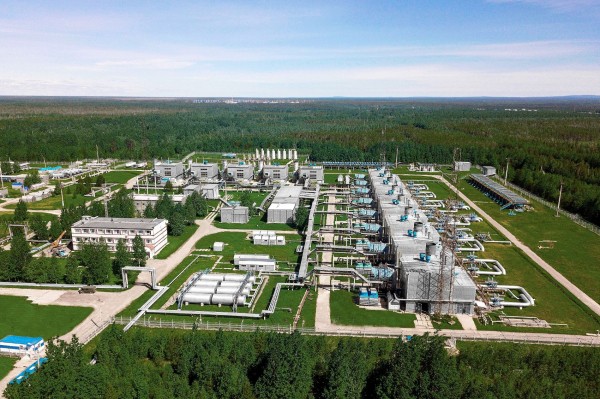 &laquo;Идти вперед намеченным курсом&raquo;. Интервью с гендиректором компании &laquo;Газпром добыча Краснодар&raquo; Андреем Захаровым