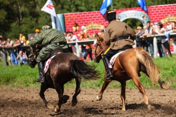 Казаки Сахалина: «Наши двери открыты для близких по духу людей» Казаки Сахалина: «Наши двери открыты для близких по духу людей»