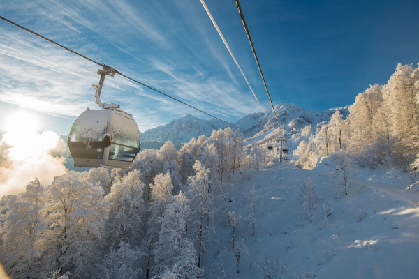 «Нельзя просто взять и насыпать гору!». Александр Белокобыльский — о первых 10 годах курорта «Роза Хутор»