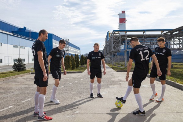 Железный характер, или Как металлурги из Абинска в футбол играют