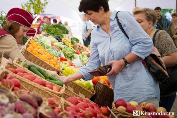 С 15 октября возобновят работу ярмарки выходного дня С 15 октября возобновят работу ярмарки выходного дня