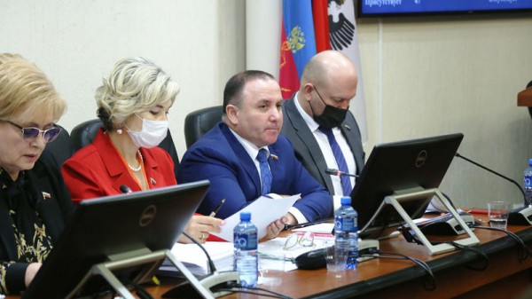 В Краснодаре одну из улиц назвали в честь художника Григория Булгакова В Краснодаре одну из улиц назвали в честь художника Григория Булгакова