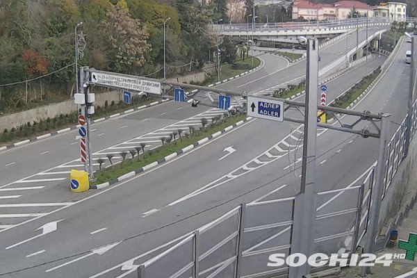 Где все? Пустынные улицы Сочи поразили очевидцев 