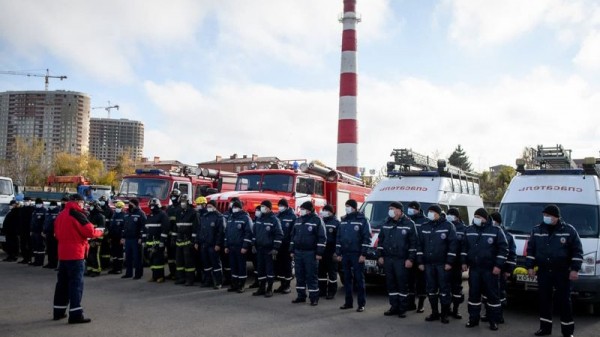 В Краснодаре в новогодние праздники ежедневно дежурят 10 единиц техники городских экстренных служб