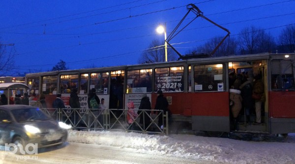 «Прекратить издевательства и открыть переднюю дверь». Как я покатался на челночном трамвае в Краснодаре: личный опыт «Прекратить издевательства и открыть переднюю дверь». Как я покатался на челночном трамвае в Краснодаре: личный опыт