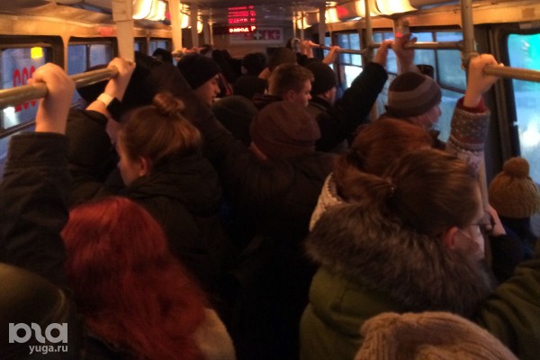 «Прекратить издевательства и открыть переднюю дверь». Как я покатался на челночном трамвае в Краснодаре: личный опыт «Прекратить издевательства и открыть переднюю дверь». Как я покатался на челночном трамвае в Краснодаре: личный опыт