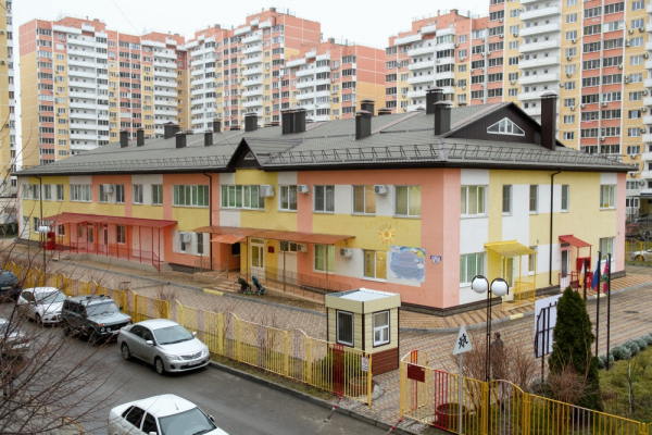 В разных районах Краснодара идет строительство шести новых детских садов