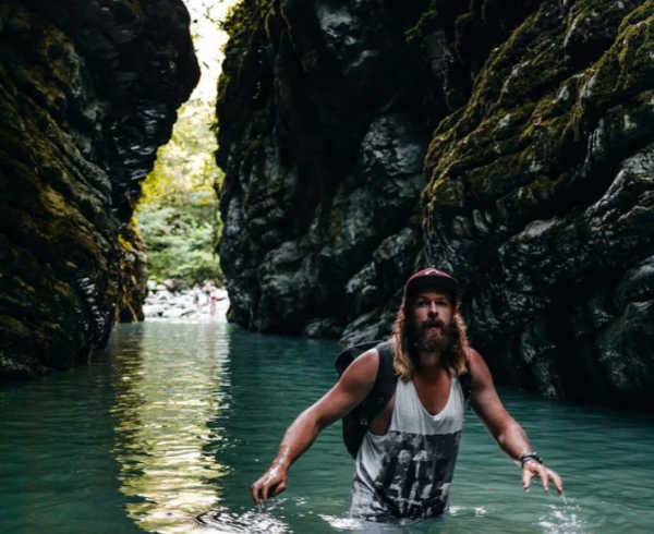 Местный житель назвал главную причину, по которой нужно съездить в Абхазию из Сочи хотя бы на один день Местный житель назвал главную причину, по которой нужно съездить в Абхазию из Сочи хотя бы на один день