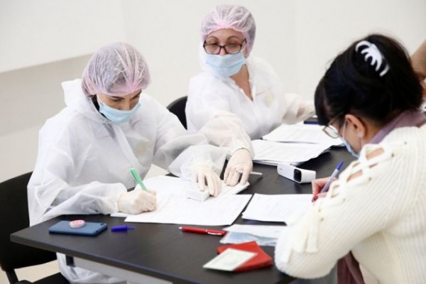 В Краснодаре открылся пятый мобильный пункт вакцинации от коронавируса