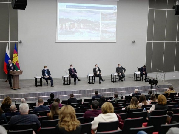 С 2017 года на Кубани благоустроено больше тысячи парков и скверов С 2017 года на Кубани благоустроено больше тысячи парков и скверов