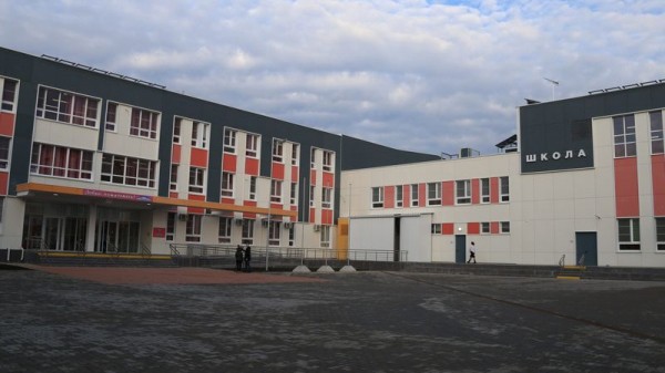 В новую школу в районе Немецкой деревни уже перешли 450 детей