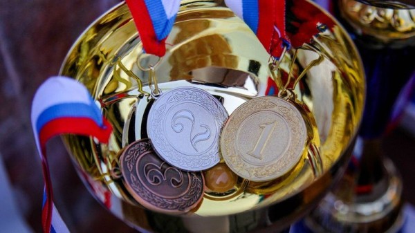 В Краснодаре разыграют медали турниров по гребному спорту, фехтованию и шорт-треку