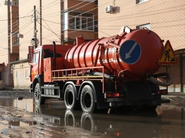 В Краснодаре ликвидируют локальные подтопления