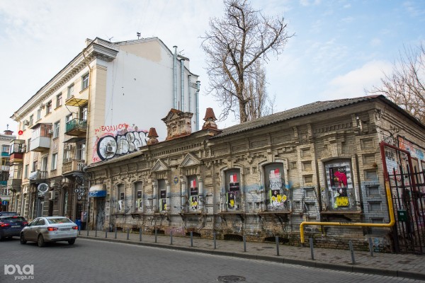 Город для автомобилей или людей? Как собираются развивать улицы в историческом центре Краснодара Город для автомобилей или людей? Как собираются развивать улицы в историческом центре Краснодара