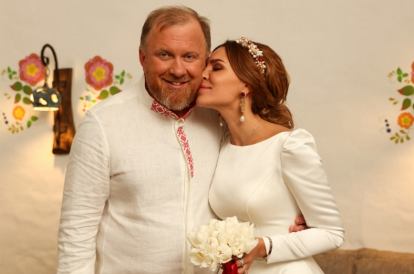 «Костя – мой человек». Жена шефа Ивлева о семье, свадьбе и своем детстве