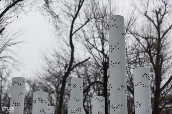 Блеск стали и березы из стереотипов: где в Краснодаре найти современную скульптуру