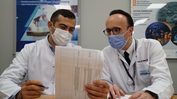 «Есть меньше мяса и не курить». А еще онкоуролог рассказал о роботических операциях и консилиумах