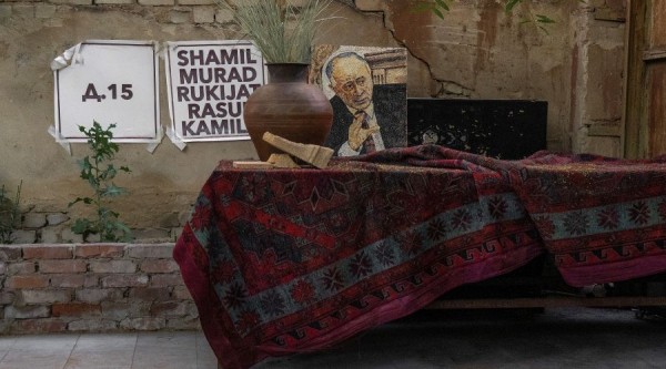 «Мэр Махачкалы приходит к нам на кофе». Создатель «Дома15» о культурной трансформации Дагестана «Мэр Махачкалы приходит к нам на кофе». Создатель «Дома15» о культурной трансформации Дагестана