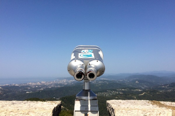 Подняться под облака, нырнуть в прошлое — семь способов небанально отдохнуть в Сочи Подняться под облака, нырнуть в прошлое — семь способов небанально отдохнуть в Сочи