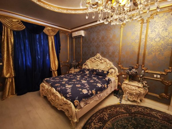  ​Золотой унитаз и лепнина на стенах: опубликованы фото из дома начальника Ставропольской ГИБДД 