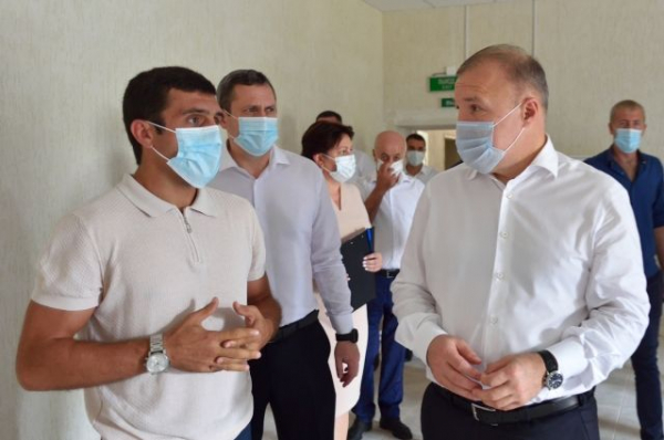 Глава Адыгеи Мурат Кумпилов совершил рабочую поездку в Тахтамукайский район Глава Адыгеи Мурат Кумпилов совершил рабочую поездку в Тахтамукайский район