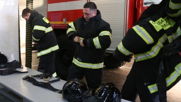 В Краснодаре спасли тонущую в Кубани женщину