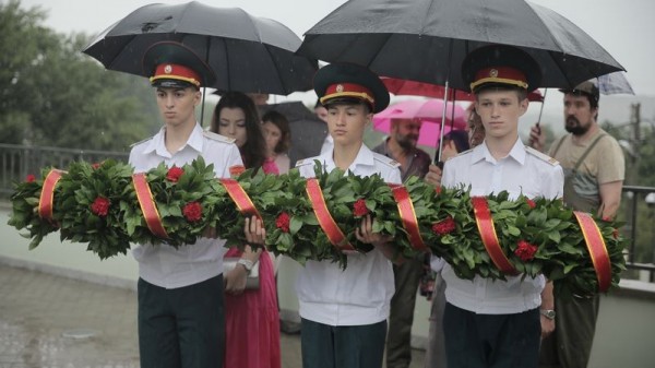 В Краснодаре почтили память защитников Пашковской переправы В Краснодаре почтили память защитников Пашковской переправы