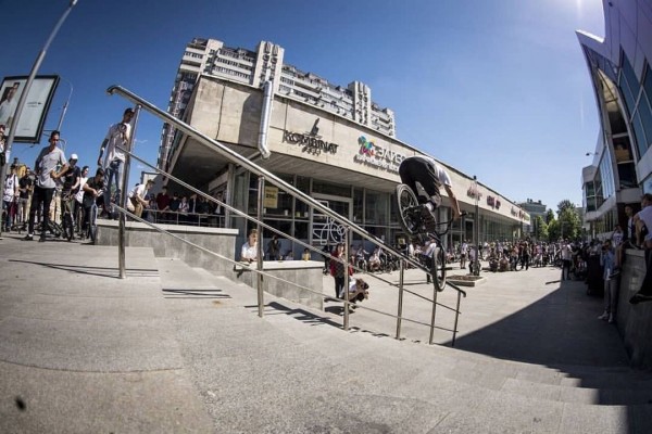 «Скейт — это на всю жизнь». Участники «Урбан-баттла» рассказали, почему катаются даже в -30 °С «Скейт — это на всю жизнь». Участники «Урбан-баттла» рассказали, почему катаются даже в -30 °С