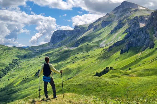 Втоптал свое имя в улицы. Ренат Касымов прошел по Краснодару больше 100 км Втоптал свое имя в улицы. Ренат Касымов прошел по Краснодару больше 100 км