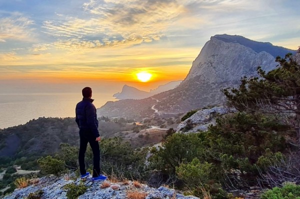 Втоптал свое имя в улицы. Ренат Касымов прошел по Краснодару больше 100 км Втоптал свое имя в улицы. Ренат Касымов прошел по Краснодару больше 100 км