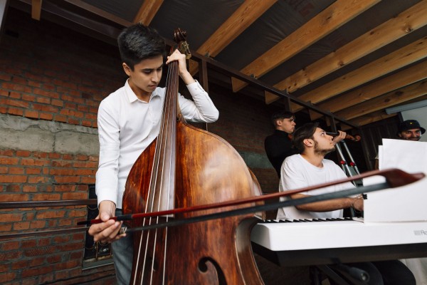 Шашлык и опера. Фото и видео с презентации книги &laquo;ЕДОДОЙ&raquo; в Краснодаре