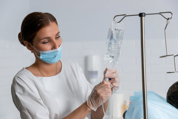 Боль, тревожность, выпадение волос после коронавируса. Как может помочь программа &laquo;Реабилитация после COVID-19&raquo;