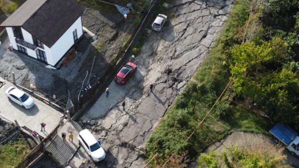 Дома, ползущие в бездну. Многие ли новостройки в Сочи повторят судьбу Сергей-Поля?