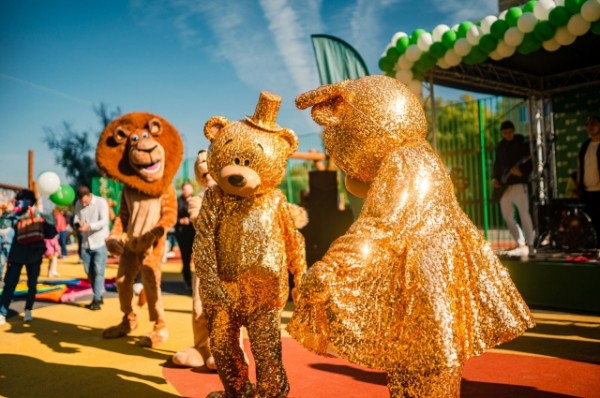 Праздник «Поколения». Компания ССК вручила ключи новоселам 1 литера ЖК Праздник «Поколения». Компания ССК вручила ключи новоселам 1 литера ЖК